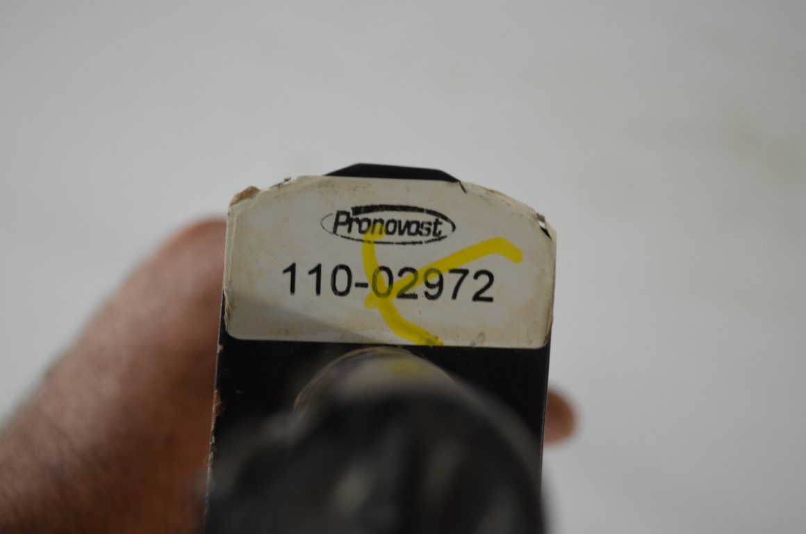 一 Pronovost snowblower shear pin shaft, part number 110-02972 - Image 5