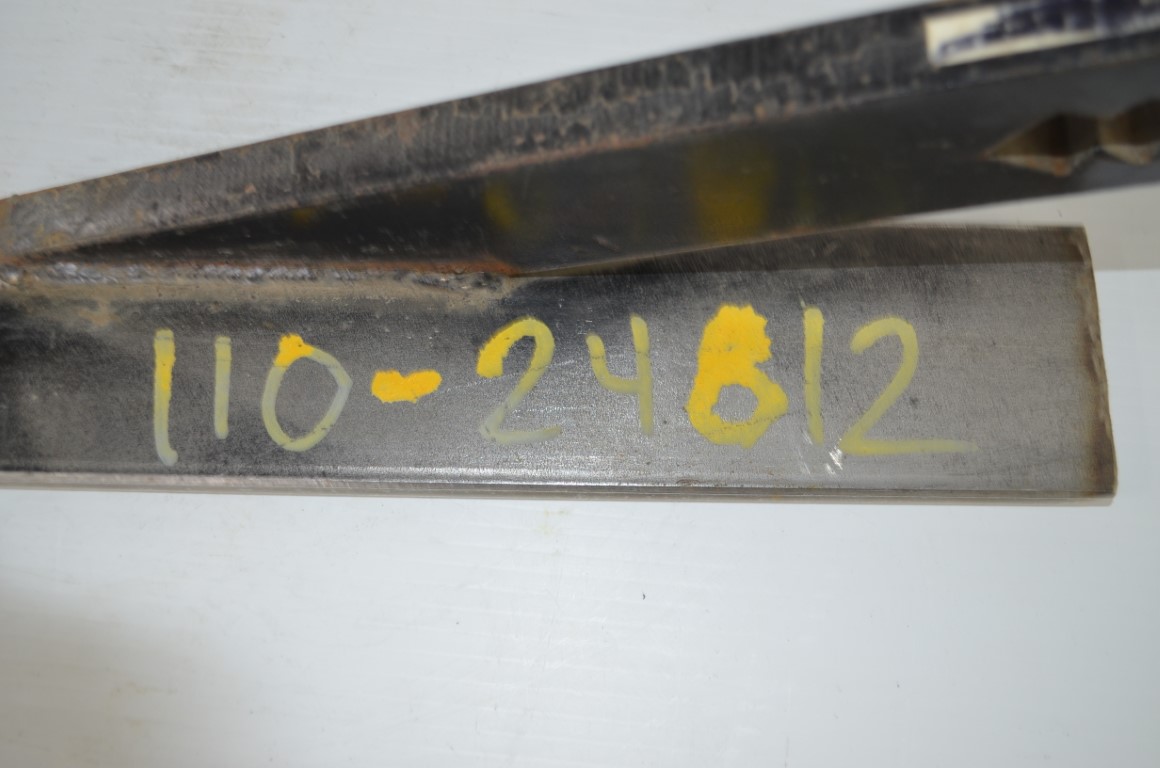 一 Pronovost left snowblower skid shoe, part number 110-24812 - Image 5