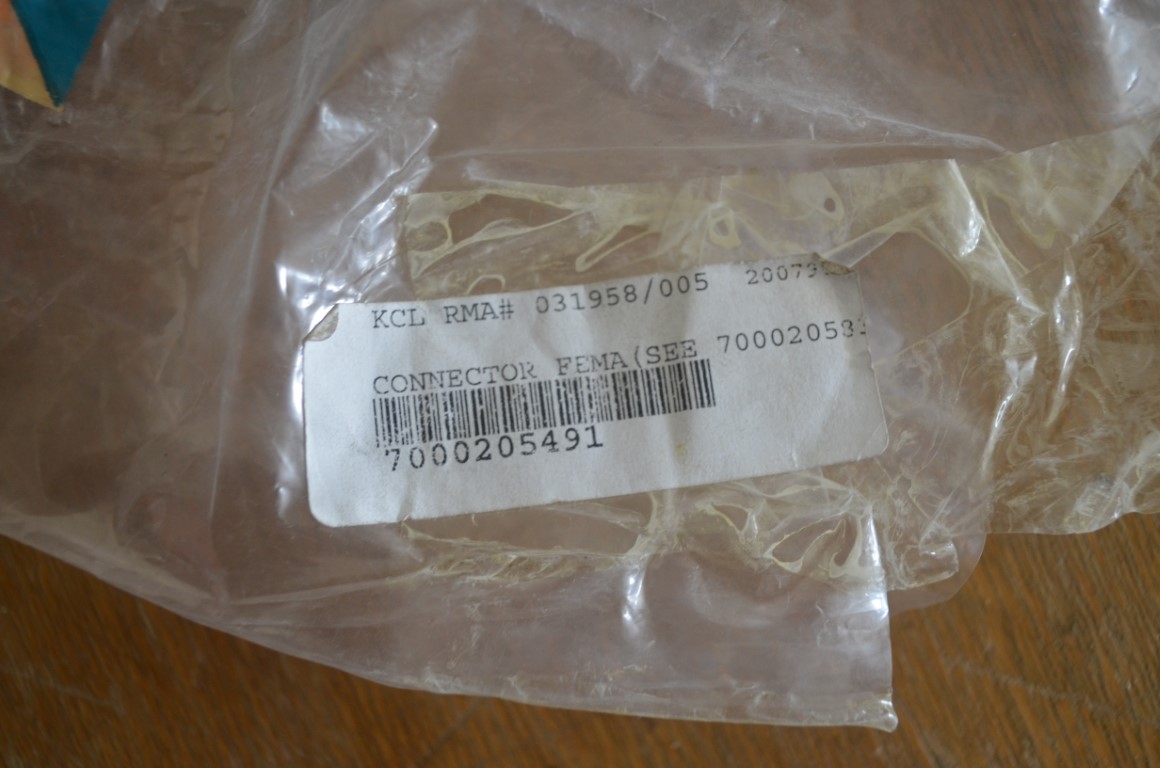 一 Kubota connector, part number 7000205491 - Image 5