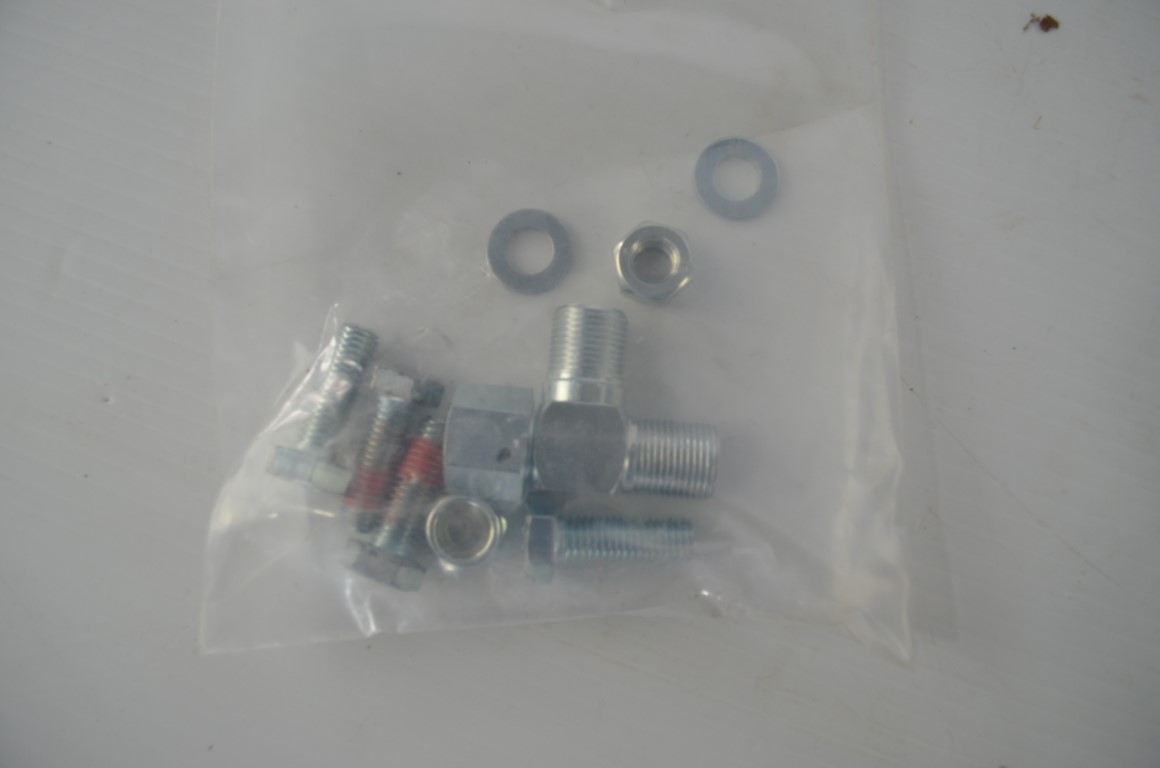 一 Kubota hyd implement lock, part number M215 - Image 6