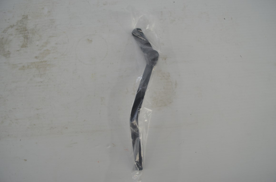 一 Kubota remote valve lever kit, part number M7616 - Image 3