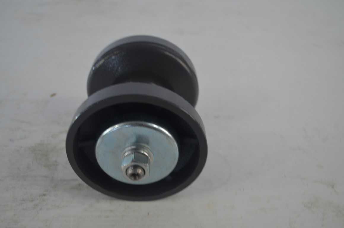 一 Kubota undercarriage track rollers, part number 89911-12012 - Image 4