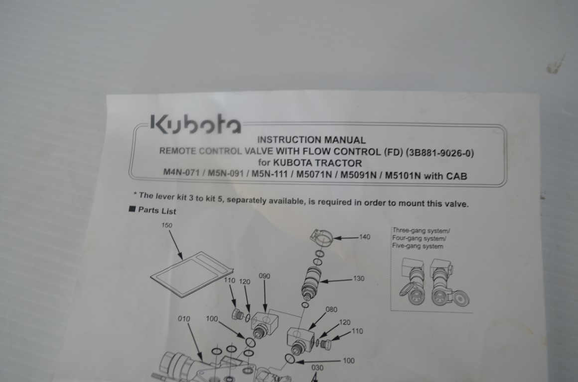 一 Kubota rear remote valve, part number M8137, (fits most Kubota M4, M5 tractors) - Image 3