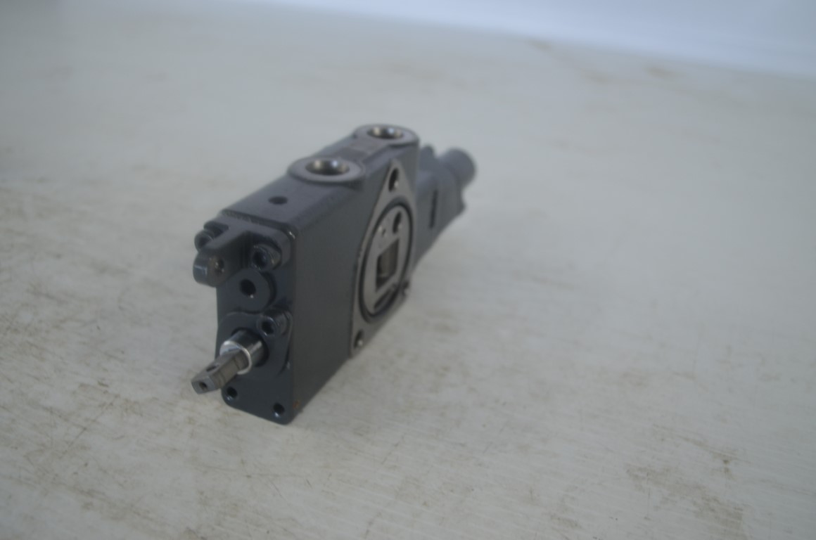 一 float valve, part number M9281 - Image 6