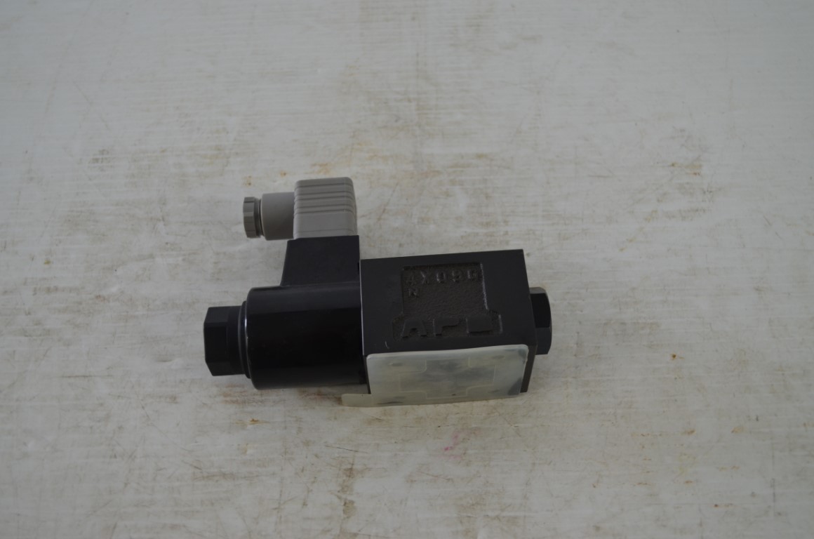 一 electircal solenoid, part number DSG01-2B3B-D12N - Image 5