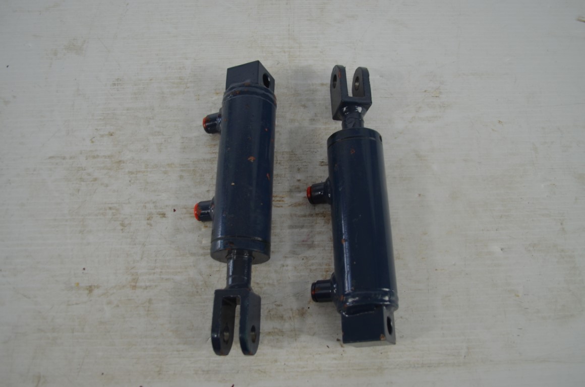 一 QT kit for universal skidsteer attachment, part number K9987 - Image 8