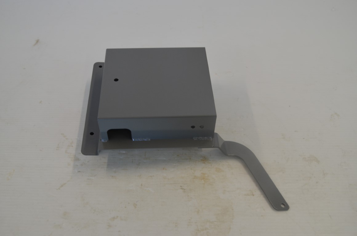 一 Kubota CD radio mount kit, part number B7325 - Image 4