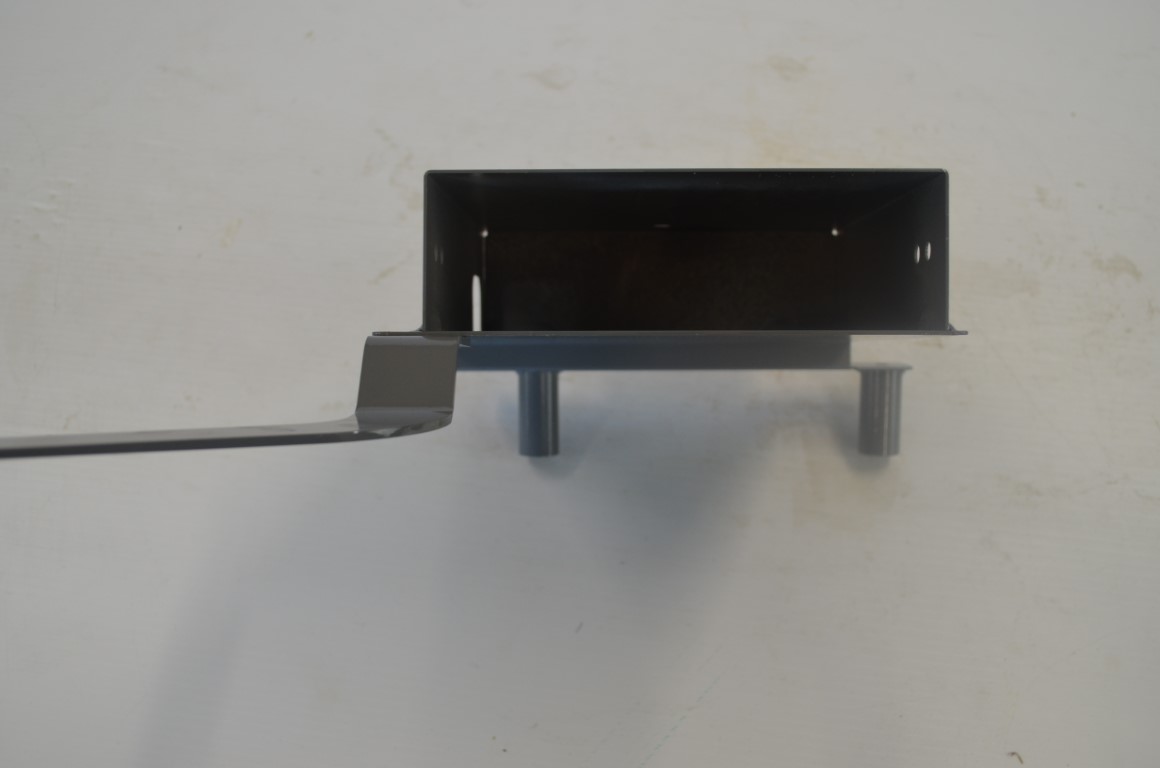 一 Kubota CD radio mount kit, part number B7325 - Image 5