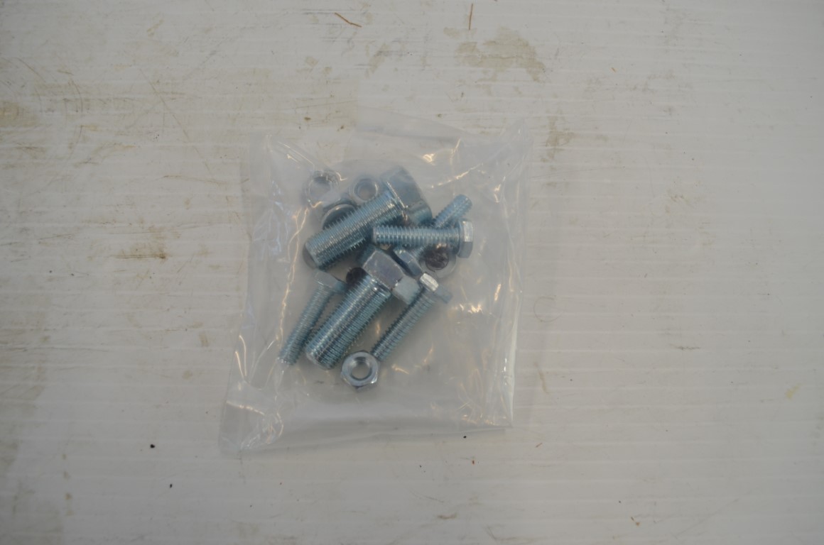 一 Kubota winch bracket to fit RTV 1100, part number V4288A - Image 7