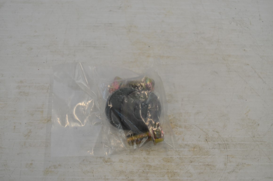 一 hose stay kit for rear remote valve, part number L8310 - Image 9