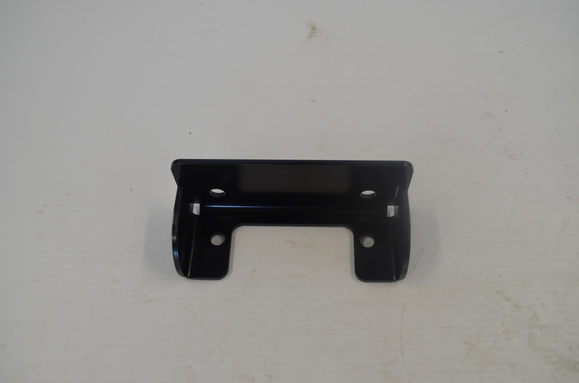 一 winch mount for RTV 900, part number V4287A - Image 8