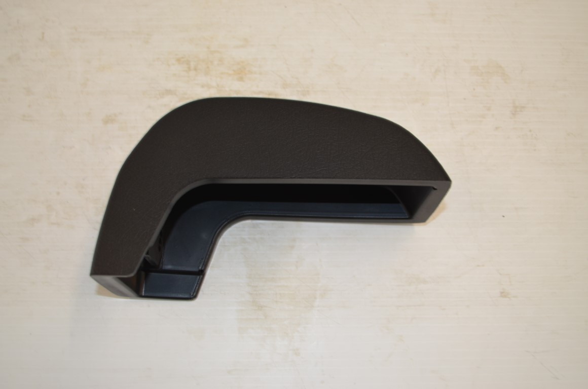 一 Kubota wrist rest kit to fit R530 wheel loader, part number K7197 - Image 4