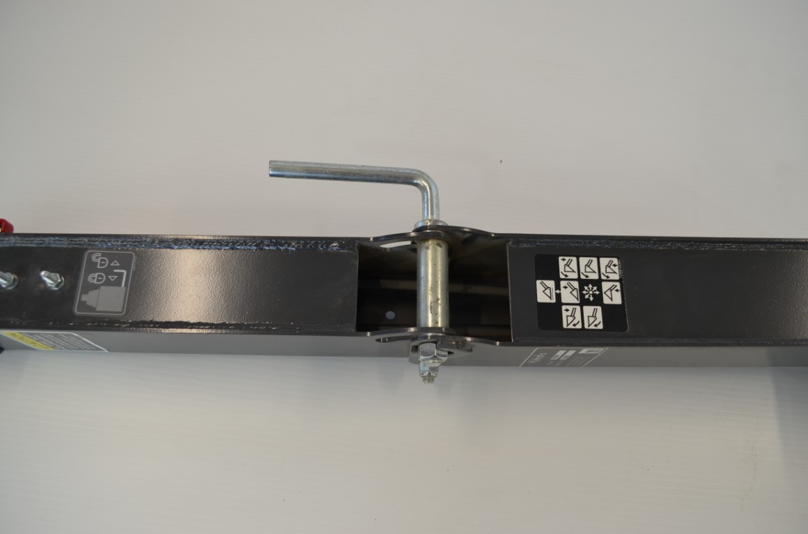 一 Kubota platform mount joystick complete with cables, part number M1894, fits M105X and M125X - Image 5