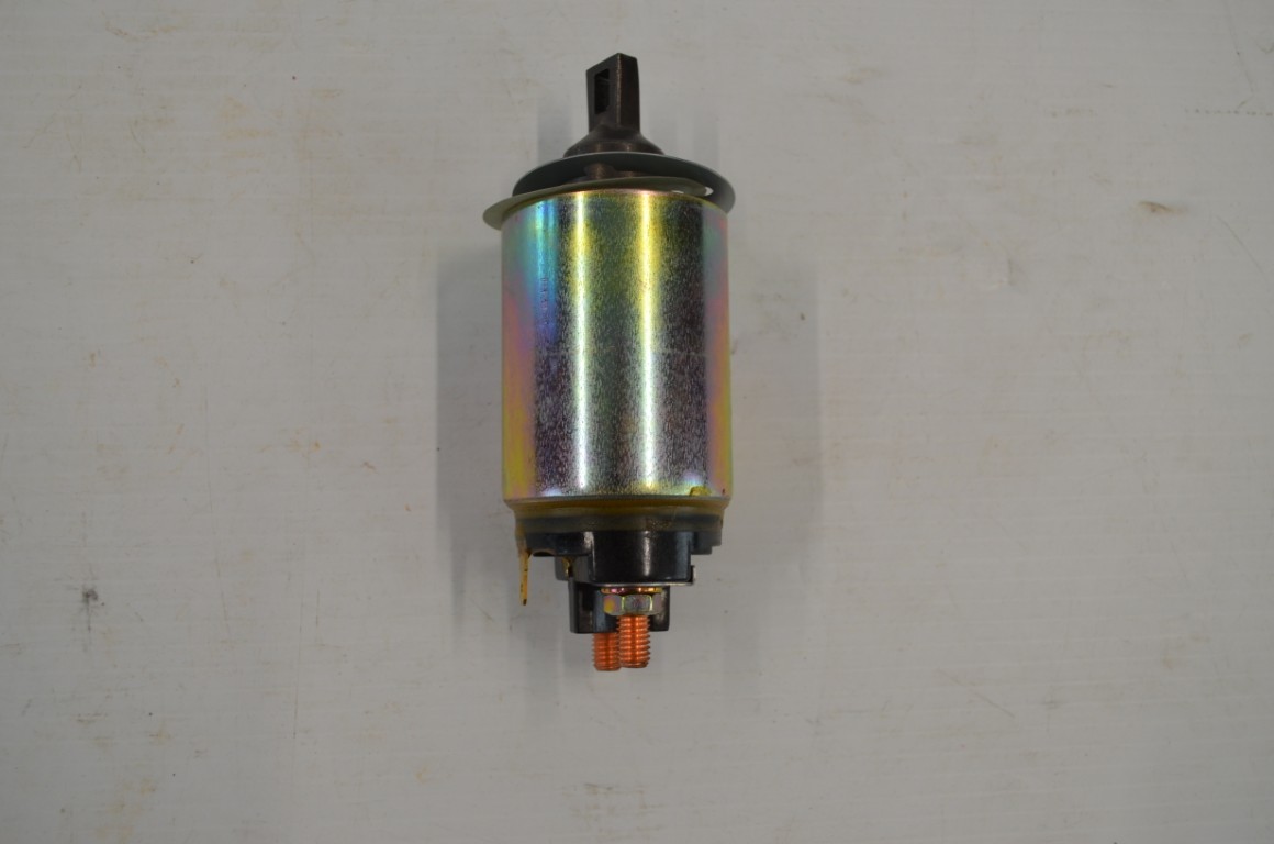 一 Kubota 1C010-63020, switch to fit many Kubota's, superceeded by 1C010-63023 - Image 3