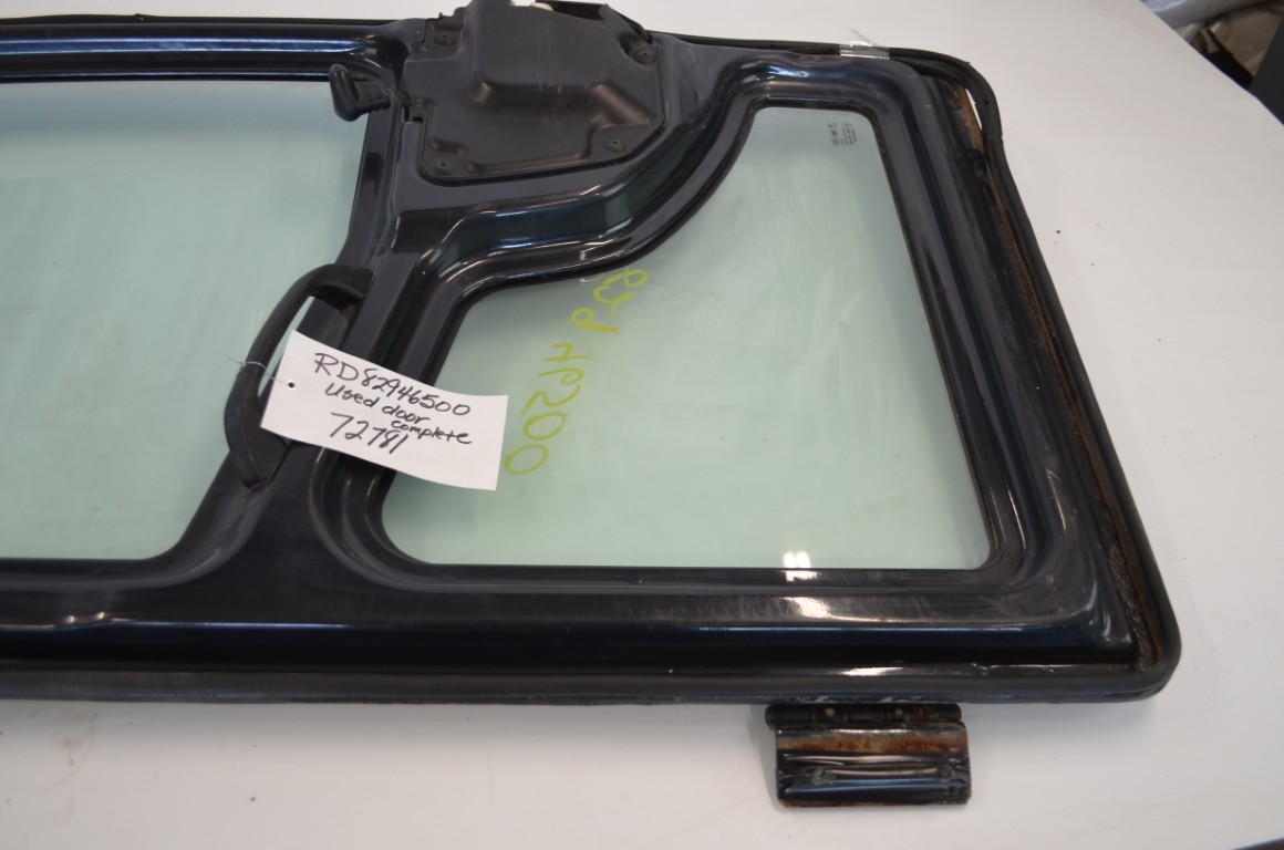 一 Kubota RD82946500 door assembly, complete with glass, hinges, door handles, ready to install, to fit KX080-4, KX080-45, KX080-452 - Image 5