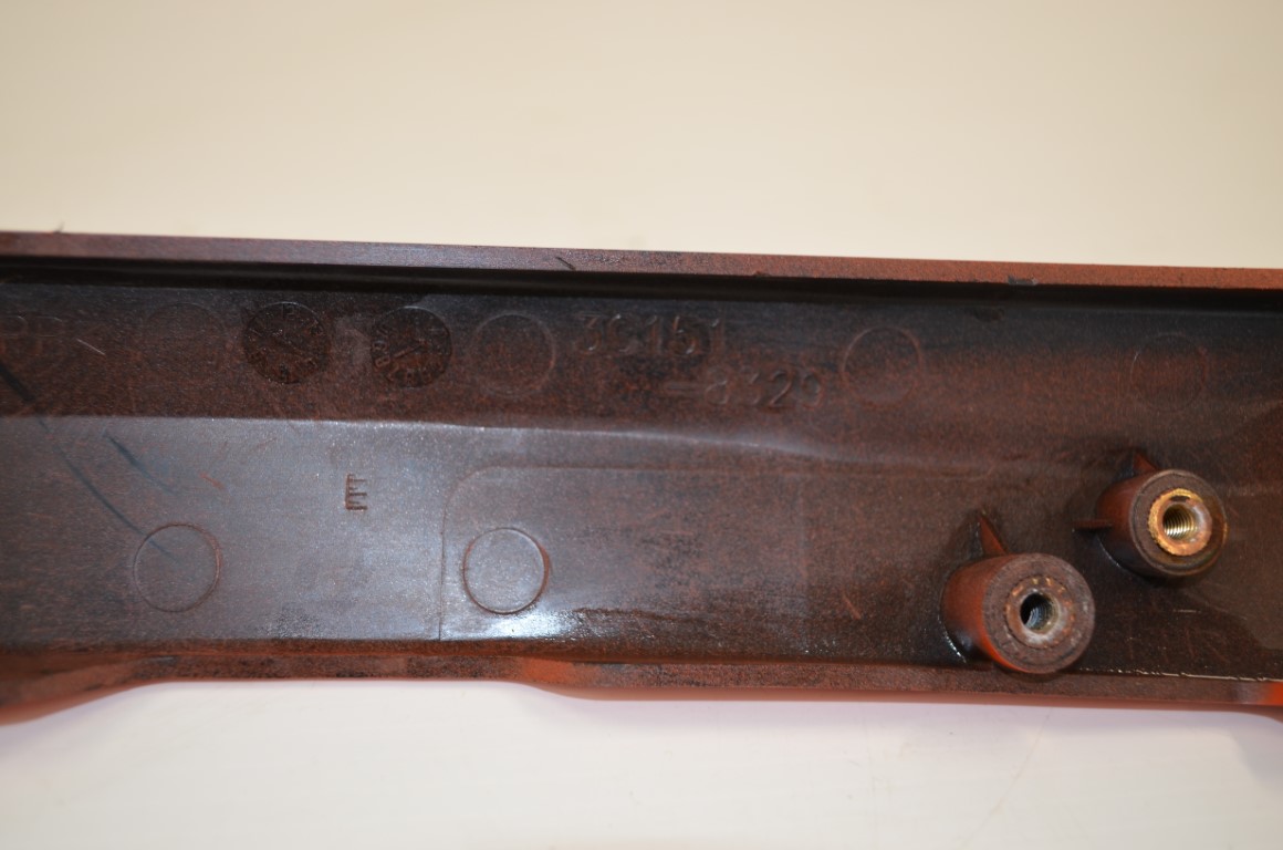 kubota hood bonnet, used, no cracks, no body work needed, part number 3C151-83294 - Image 5