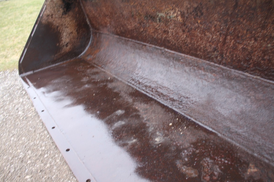 HLA 6.5' material bucket, euro coupler - Image 5