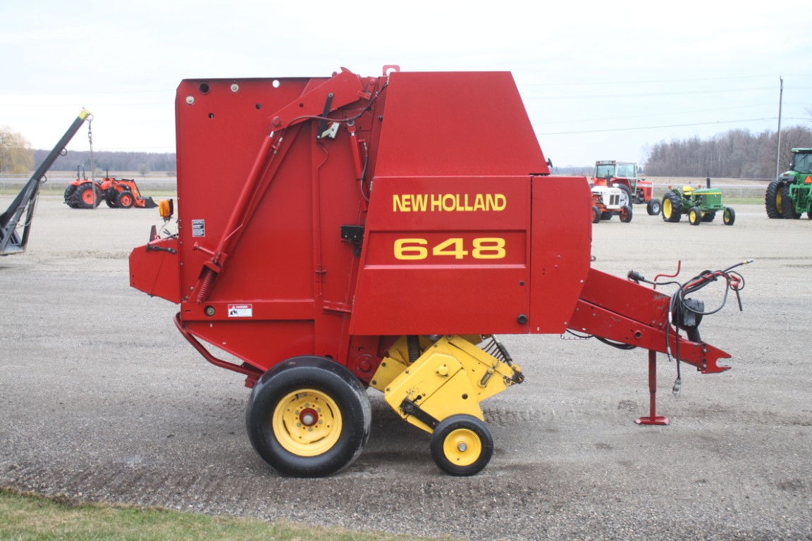 New Holland 648 round baler, Silage special, net wrap, wide pickup - Image 5