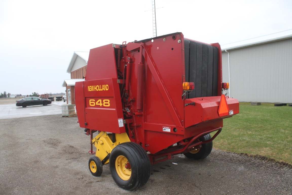 New Holland 648 round baler, Silage special, net wrap, wide pickup - Image 8