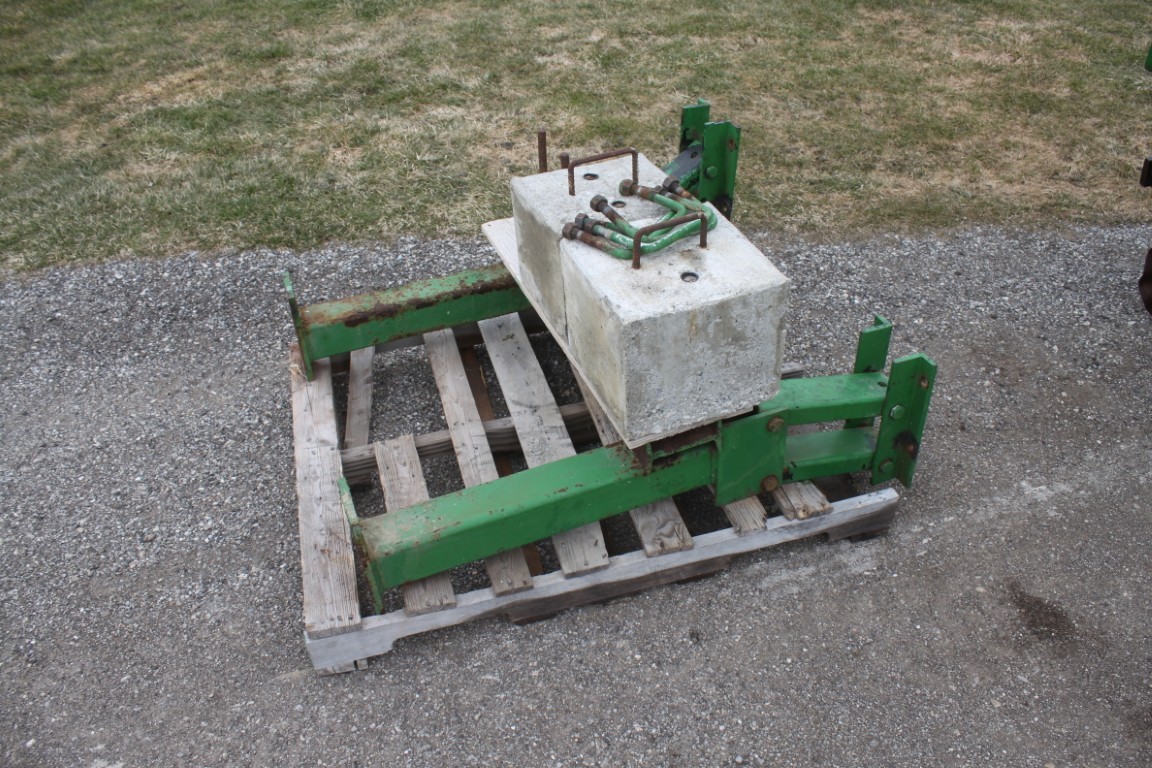 一 Yetter 15" coulter cart to fit 6 row planter/ 15' drill - Image 13