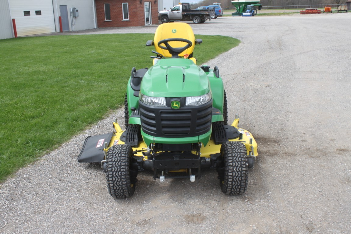JD X758 4wd, diesel lawnmower, 60" drive over deck - Image 3
