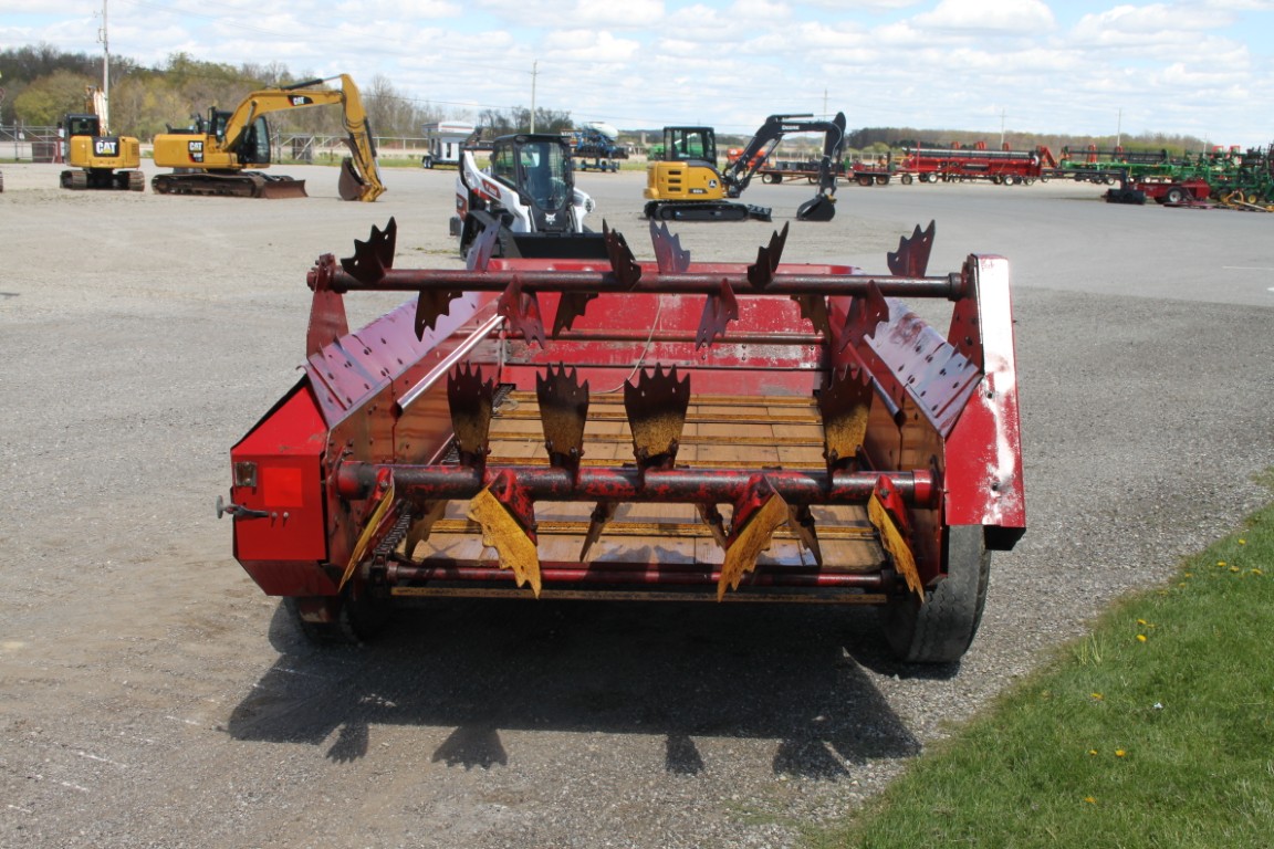 New Holland 514 manure spreader, top beater, very nice - Image 7