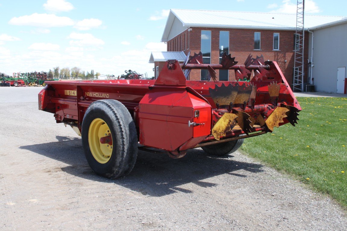 New Holland 514 manure spreader, top beater, very nice - Image 8