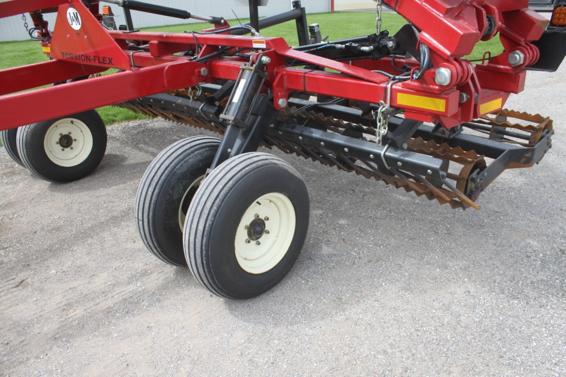 J& M TF215 38' crumbler, double rolling basket, buster bar - Image 16