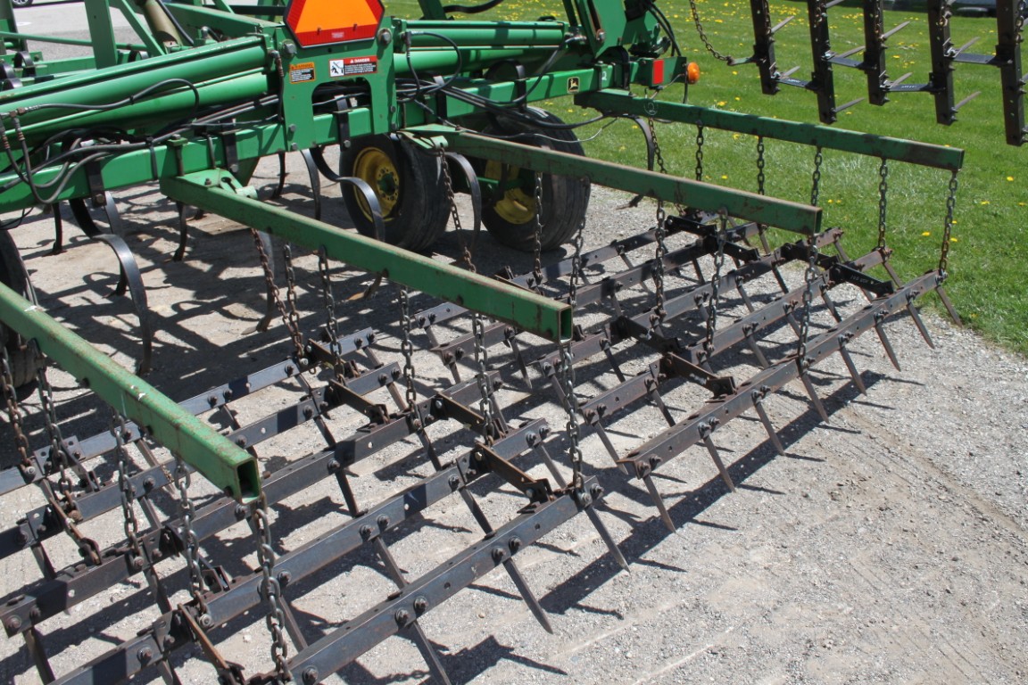JD 980 24' cultivator, 5 bar spike harrow, S-tine, walking tandem - Image 9