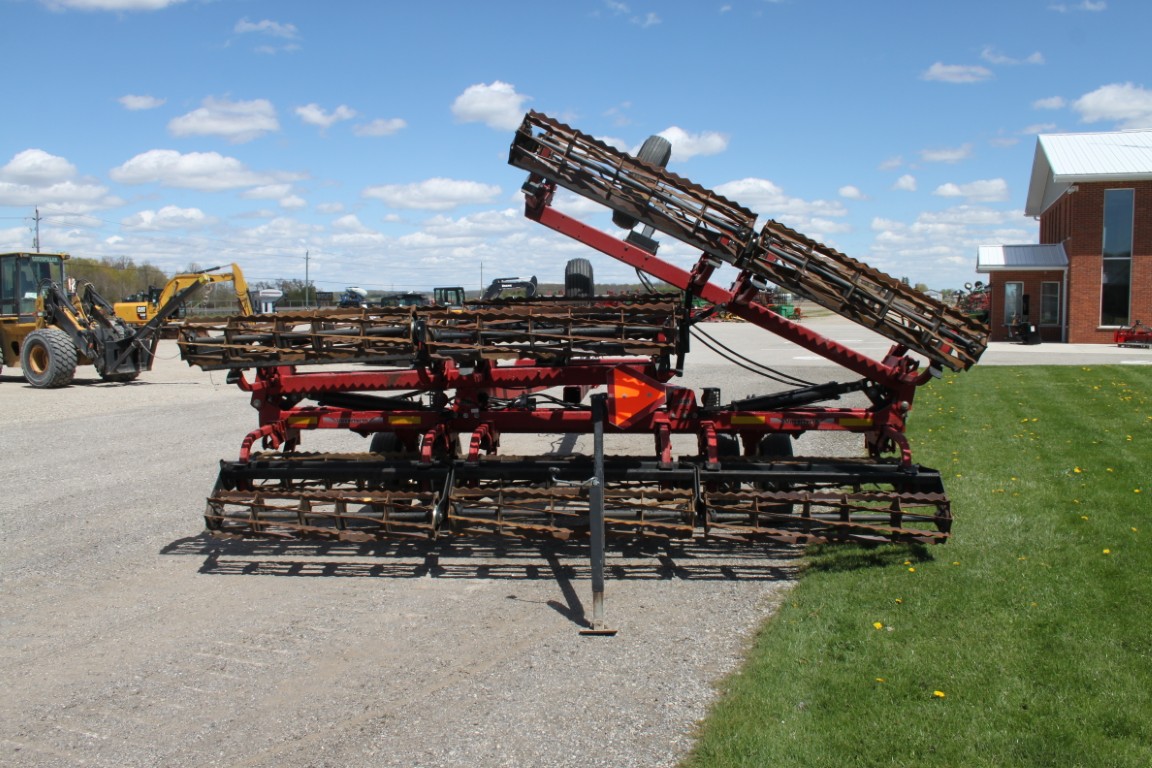 Unverferth 1245R 35' rolling harrow, double basket, leveling bar, gauge wheels - Image 7