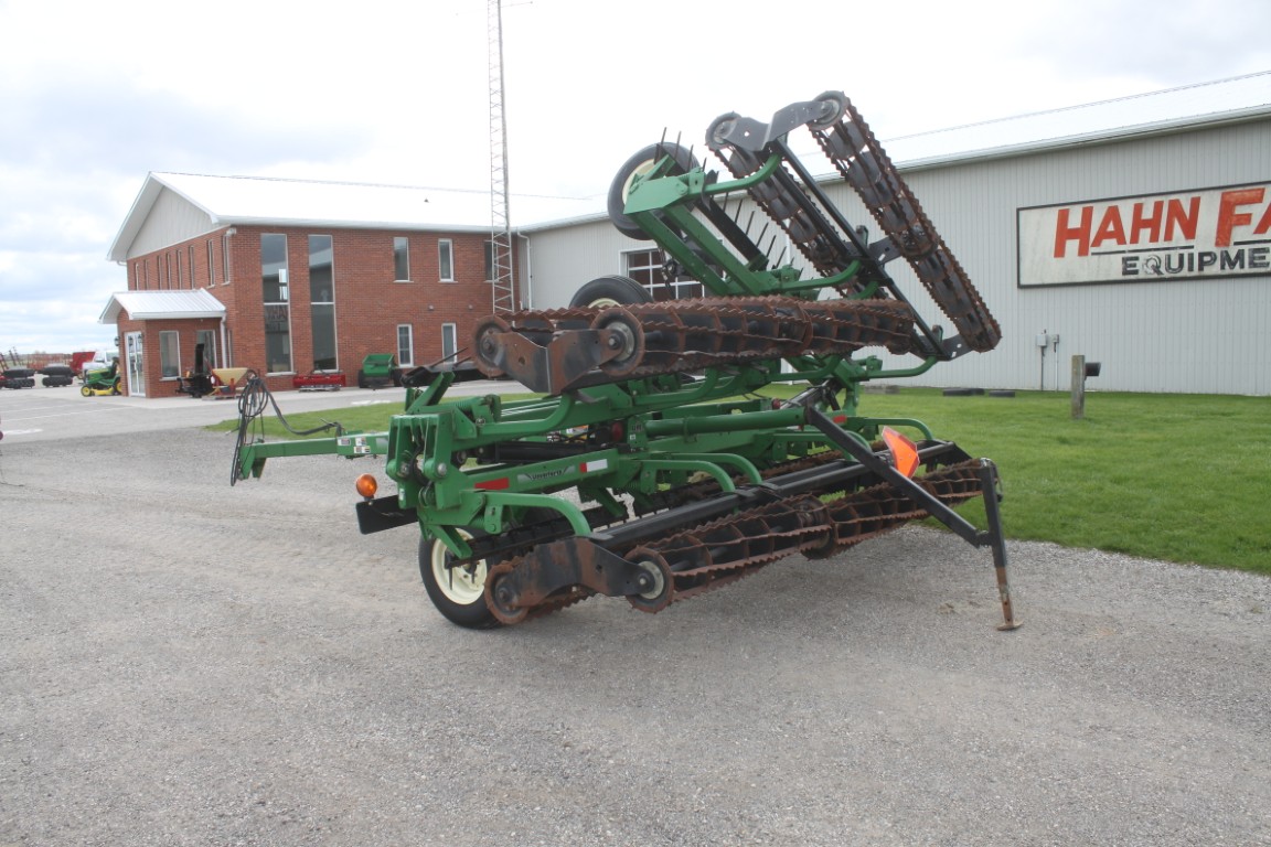 Unverferth 1225 35' rolling harrow, double basket, buster bar, gauge wheels - Image 7