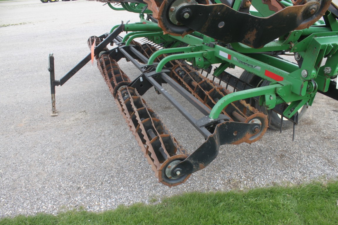 Unverferth 1225 35' rolling harrow, double basket, buster bar, gauge wheels - Image 9