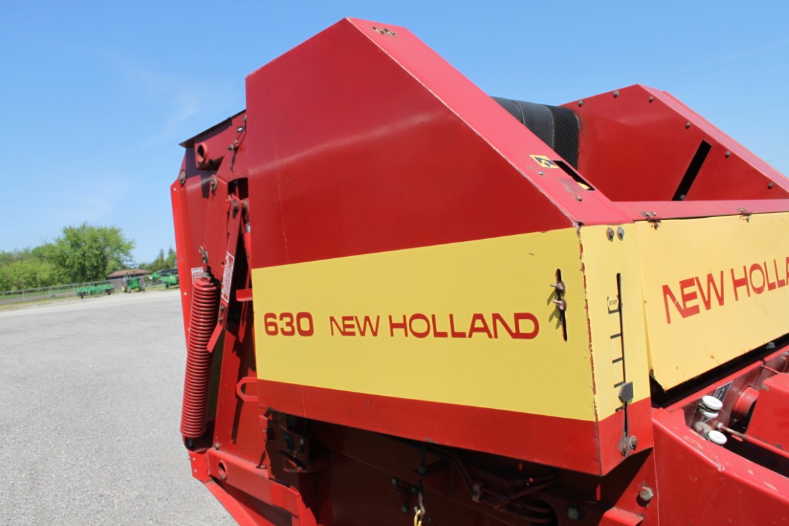 New Holland 630 round baler, 4x4, twine, monitor - Image 8