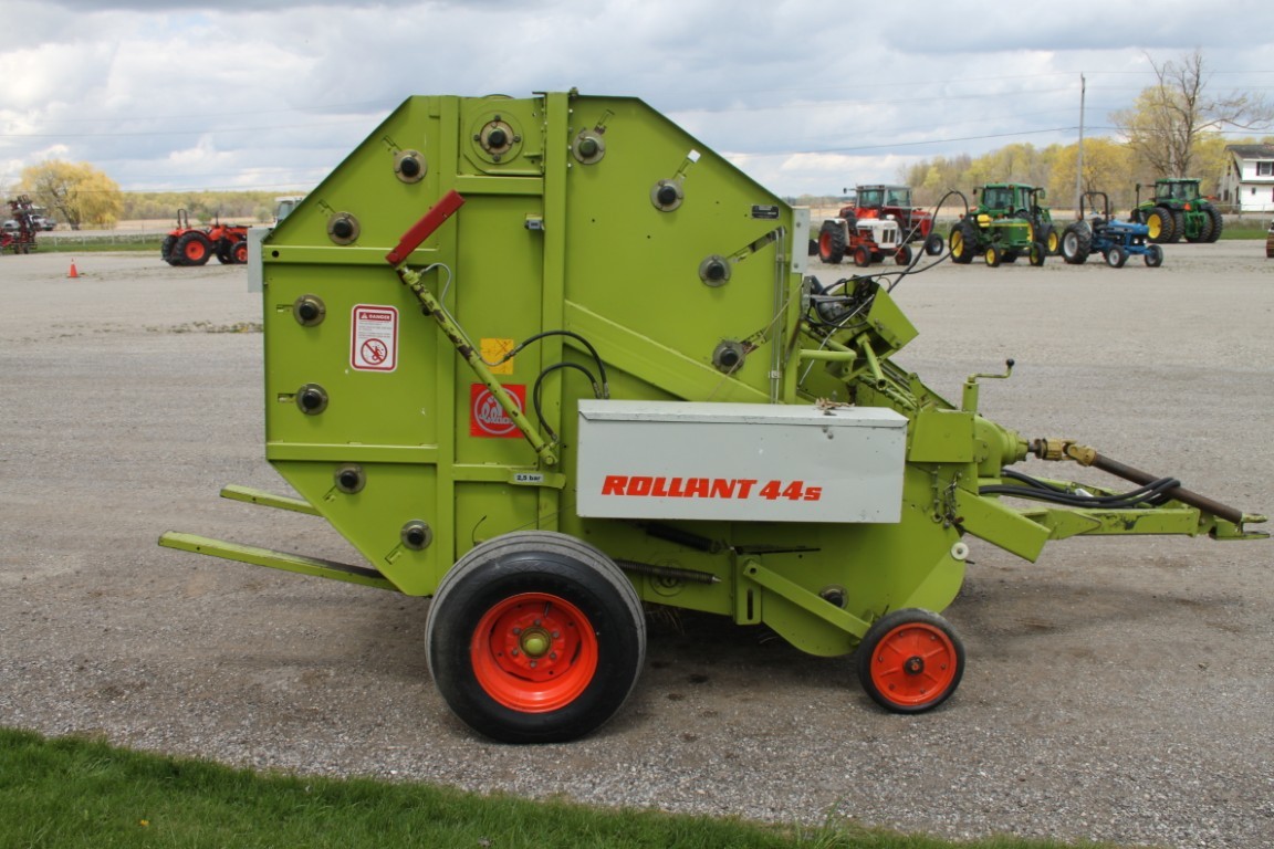 Claas 44S Rollant round baler, twine, one owner - Image 5