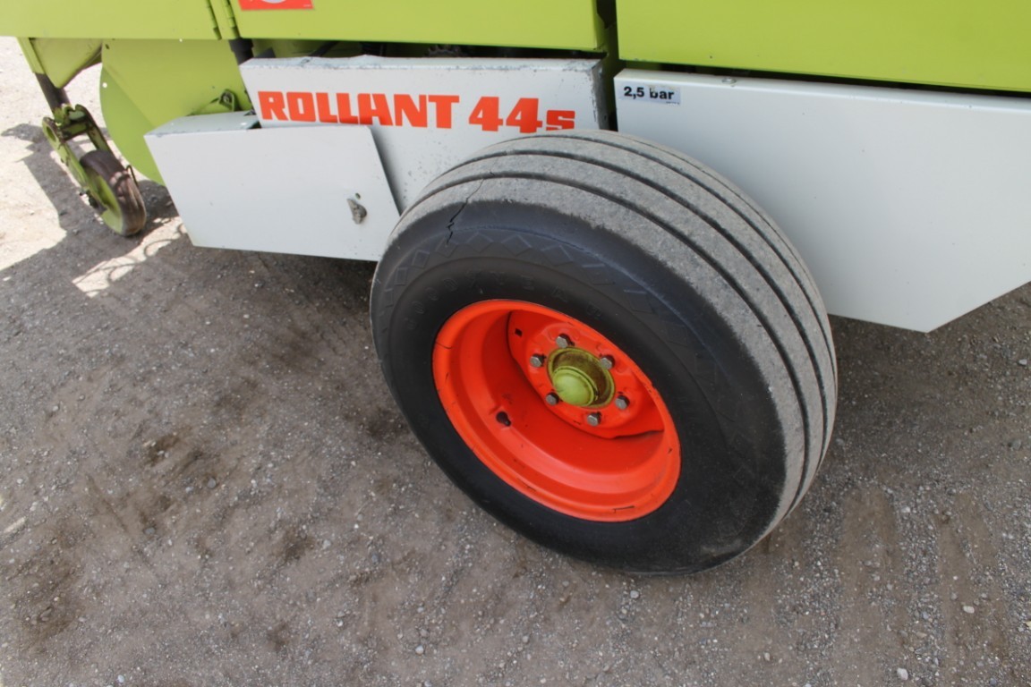 Claas 44S Rollant round baler, twine, one owner - Image 10