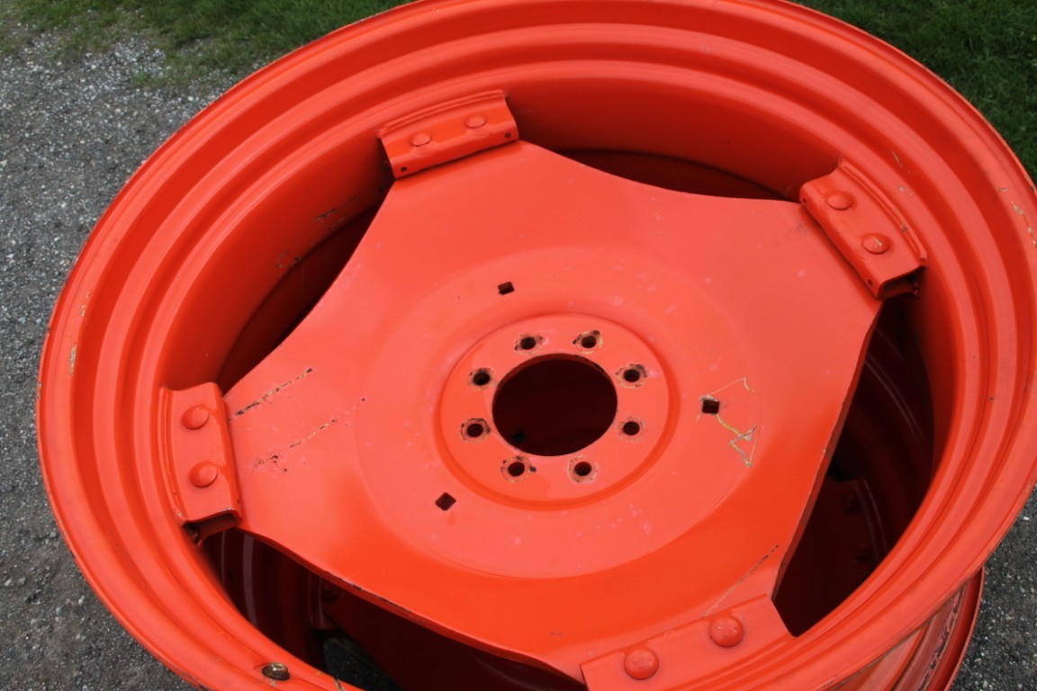 set of 8 bolt steel rims, 6" pilot, 8" bolt circle - Image 5