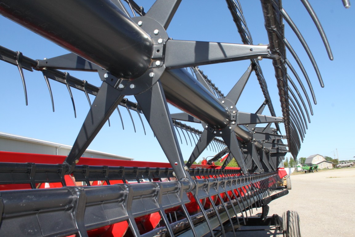 Case/Int 3020 25' flex head, single point hook-up, low acres - Image 16