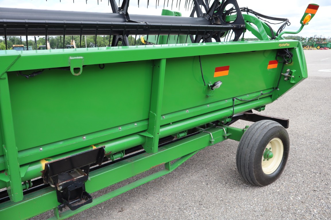 JD 630F 30' flex head, low dam - Image 18