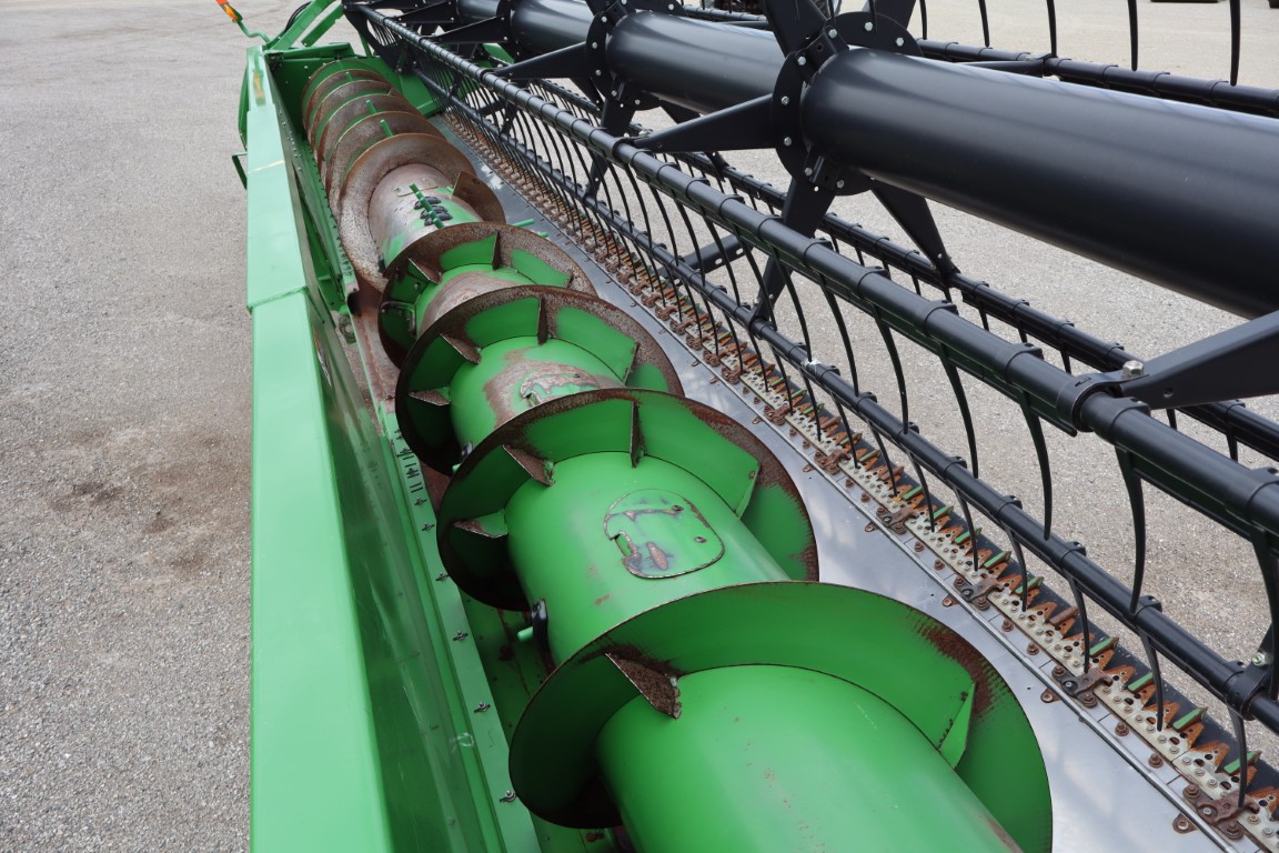 JD 630F 30' flex head, low dam - Image 19