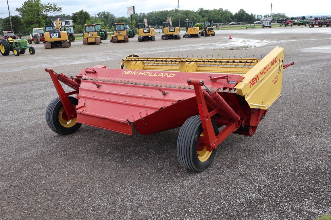 New Holland 488 9' haybine, rubber conditioning rolls, local one owner - Image 6