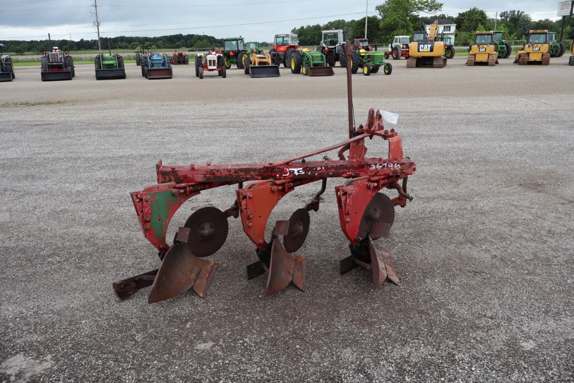 Cockshutt 3 furrow plow, 3pth - Image 3