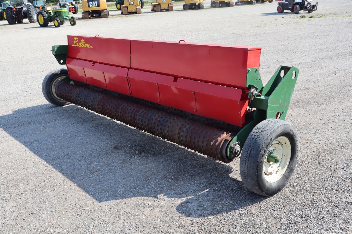 Brillion SS-12 12' grass seeder, hydraulic lift, 572 acres, local trade - Image 6