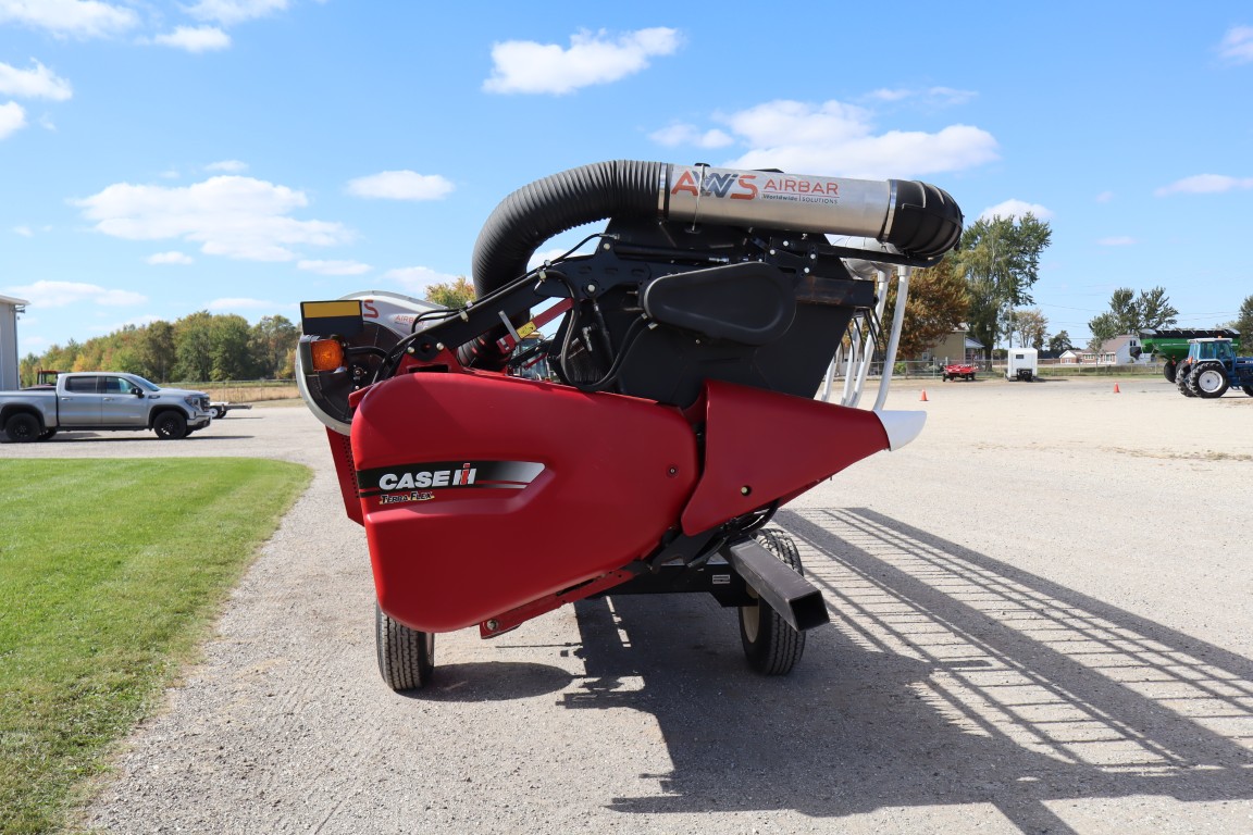 Case/Int 3020 30' flex head. AWS air reel, flagship hook-up, full figer auger, 3" knife - Image 3