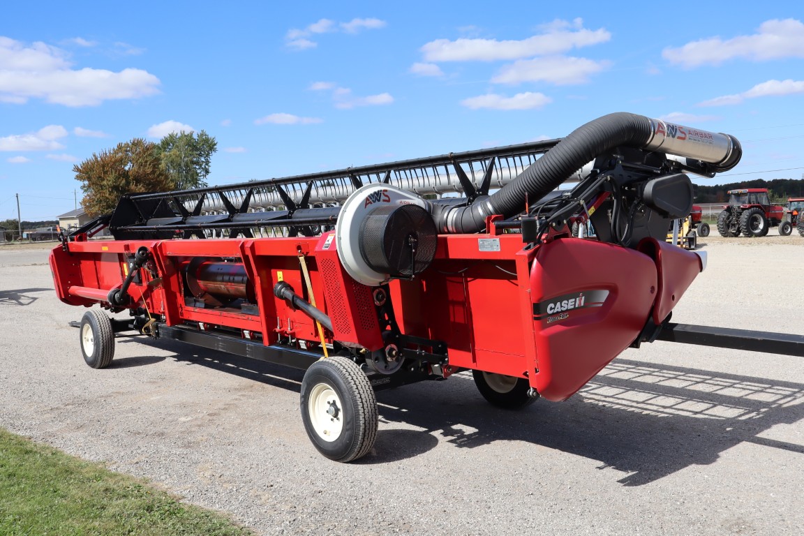 Case/Int 3020 30' flex head. AWS air reel, flagship hook-up, full figer auger, 3" knife - Image 4