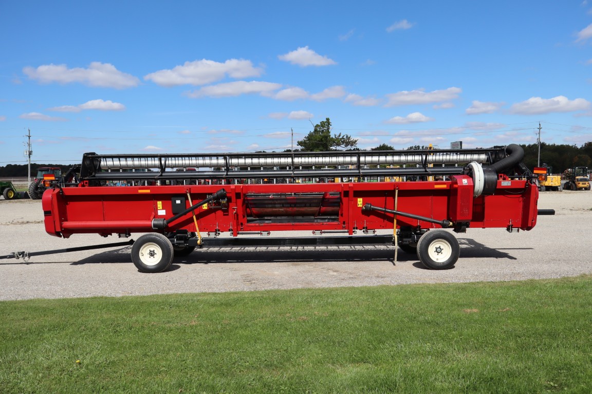 Case/Int 3020 30' flex head. AWS air reel, flagship hook-up, full figer auger, 3" knife - Image 5
