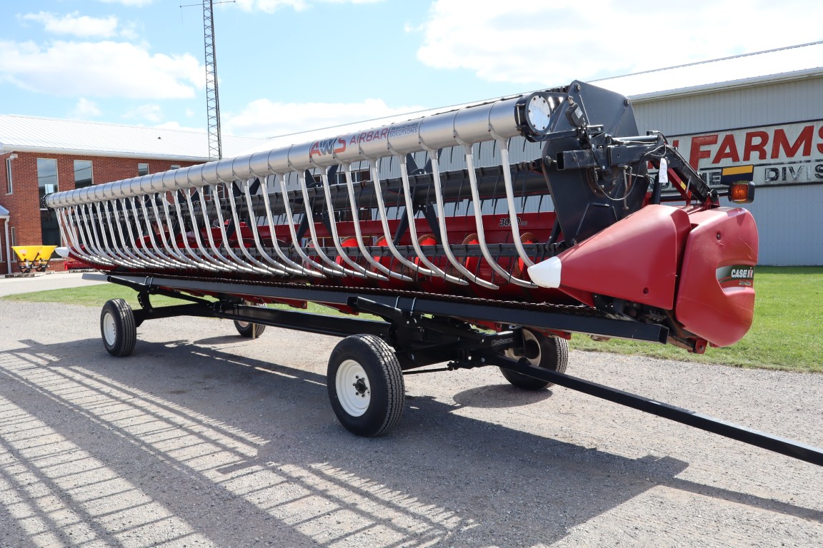 Case/Int 3020 30' flex head. AWS air reel, flagship hook-up, full figer auger, 3" knife - Image 8