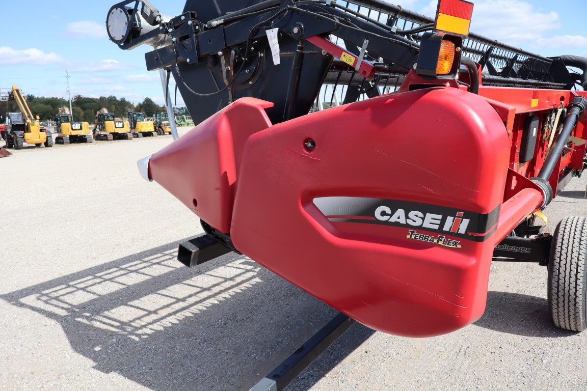 Case/Int 3020 30' flex head. AWS air reel, flagship hook-up, full figer auger, 3" knife - Image 9