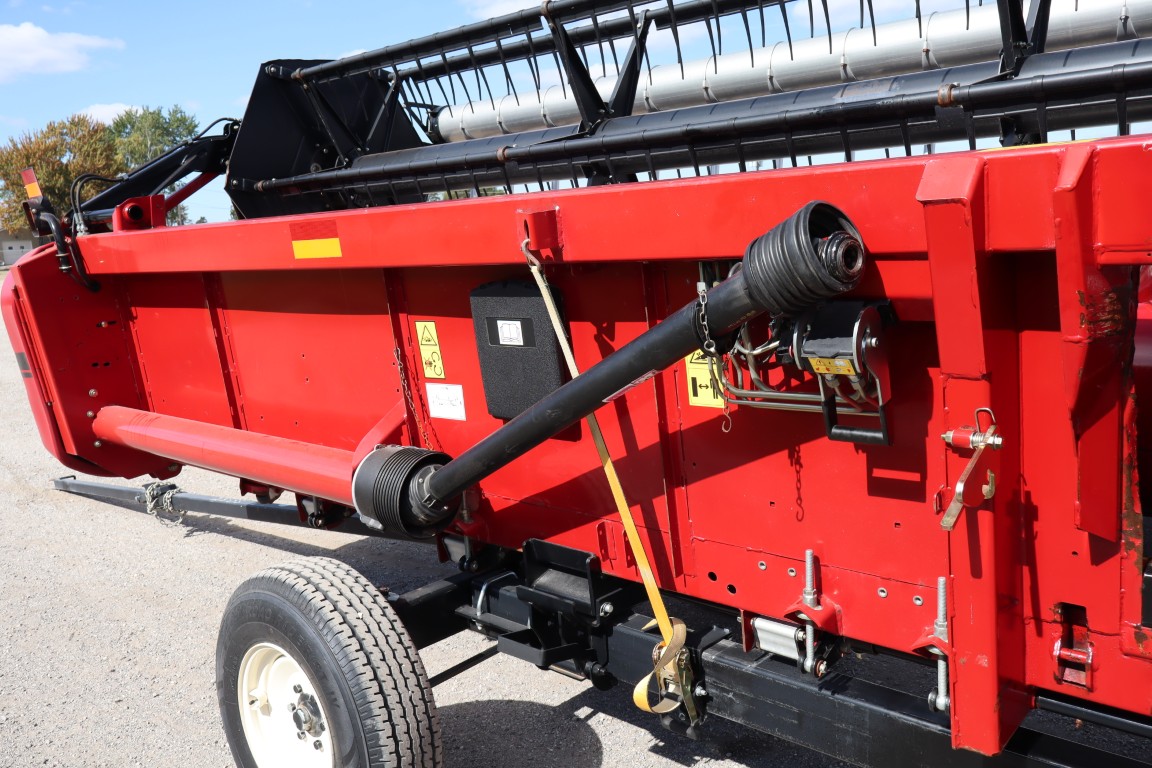 Case/Int 3020 30' flex head. AWS air reel, flagship hook-up, full figer auger, 3" knife - Image 11