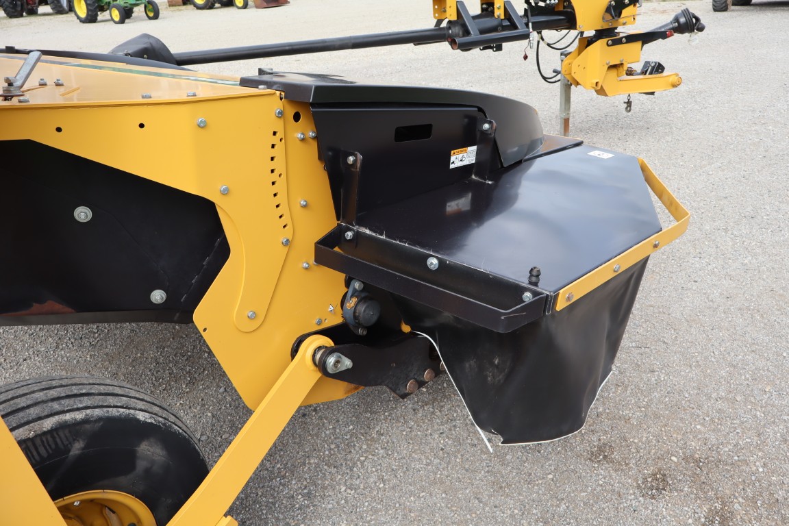 Vermeer MC3300 10' discbine, impeller, swivel hitch, low acres - Image 11
